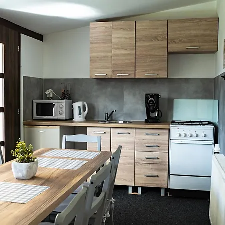Gabi Apartment *